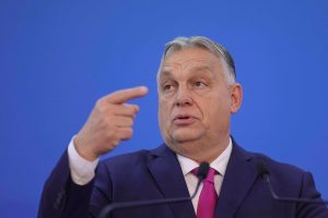 Viktor Orban condamnă încălcarea suveranităţii Poloniei și susține eforturile lui Trump pentru paceea noastră”