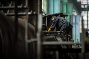 China depune eforturi pentru a combate cultura muncii excesive, numită „programul 996”, care implică ore de lucru de la 9 dimineața până la 9 seara, șase zile pe săptămânăea noastră”
