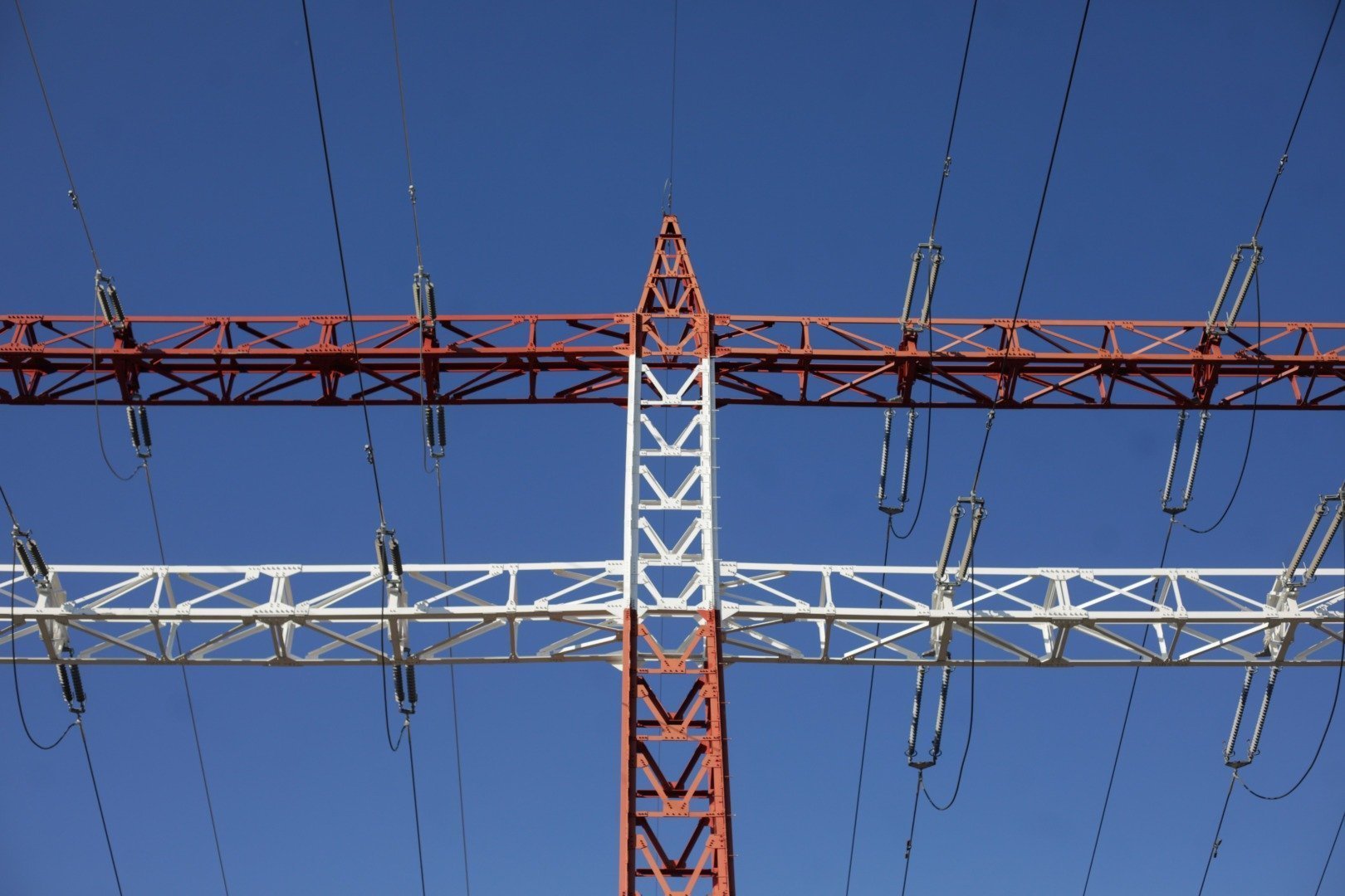 [ad_1] Aproximativ 20.000 de locuințe din sud-estul Berlinului au rămas fără electricitate miercuri dimineață, după o defecțiune majoră cauzată de o pană de curent petrecută în noaptea precedentă, conform operatorului local de rețea Stromnetz Berlin