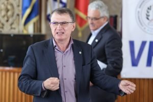 Sindicaliștii cer distanțare politică de școală pe 8 septembrie