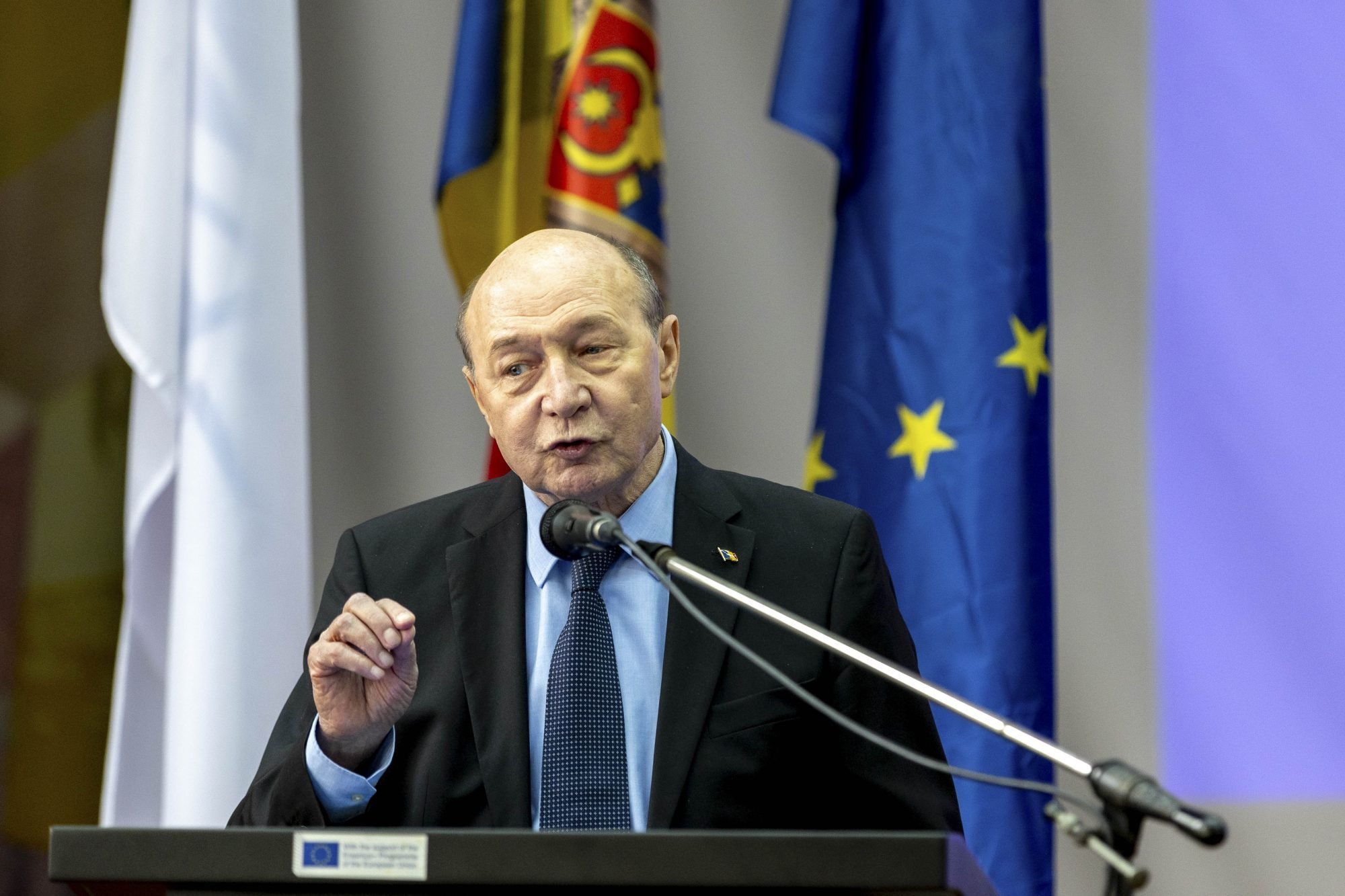 Avertisment serios și îngrijorător de la fostul președinte Traian Băsescu: „Pe data de 28 septembrie, seara târziu, forțele lui Putin ar putea ajunge la frontieră cu țara noastră.”