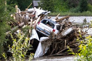 Patruzeci de locuințe din Broșteni, afectate de inundațiile din această vară, au fost refăcute