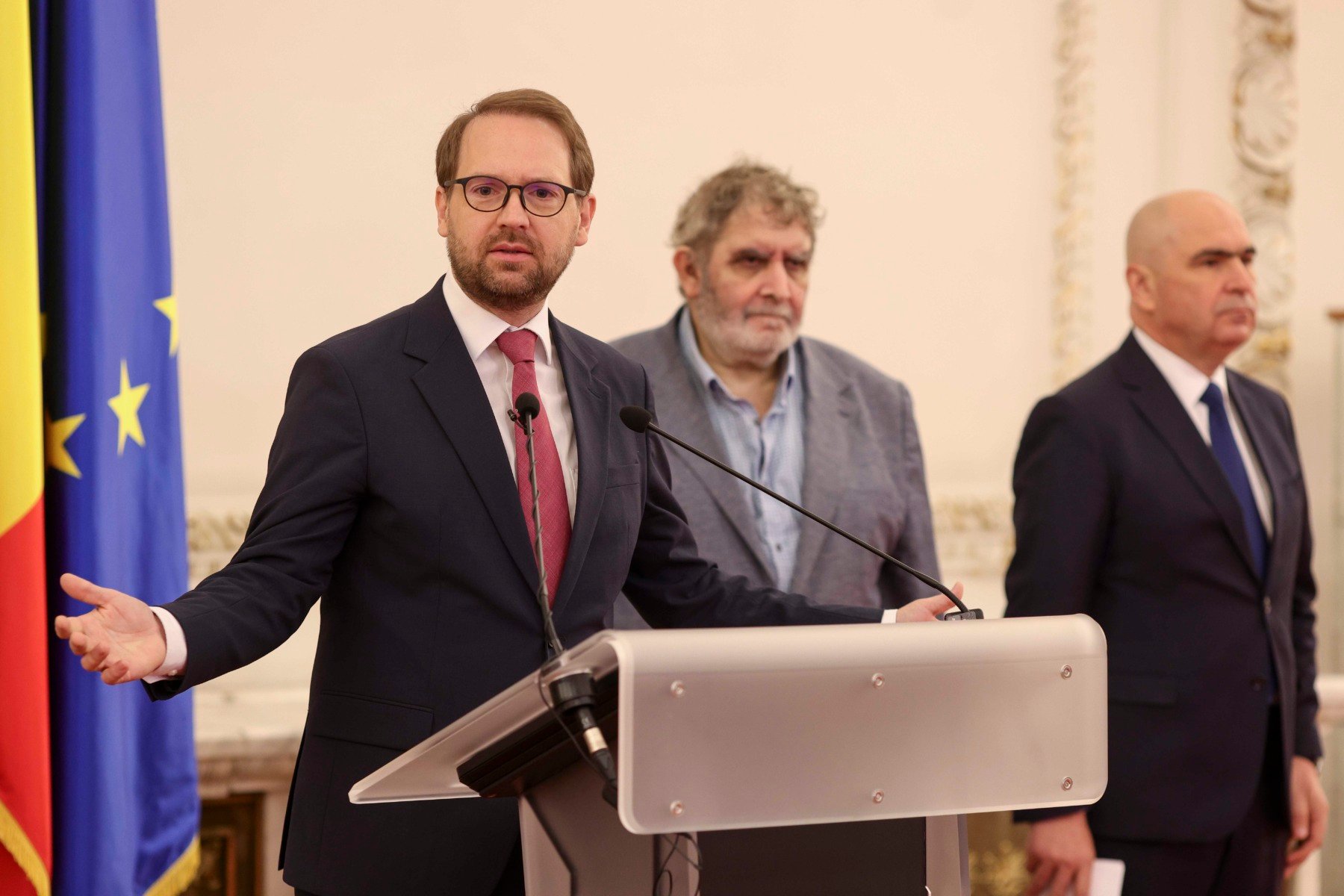 Dominic Fritz: Președinta Maia Sandu are nevoie de sprijinul fiecărui vot pentru menținerea parcursului european al Moldovei; și în Timișoara se poate vota. Informează-i pe colegi sau prieteni că îi susții dacă pot vota mâine, deoarece fiecare vot reprezintă o declarație de libertate