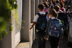 Elevii de clasa a V-a vor beneficia de burse de merit în anul școlar 2025-2026, în funcție de media notelor din primele două module, cu cea dintâi plată programată pentru 20 februarieea noastră”