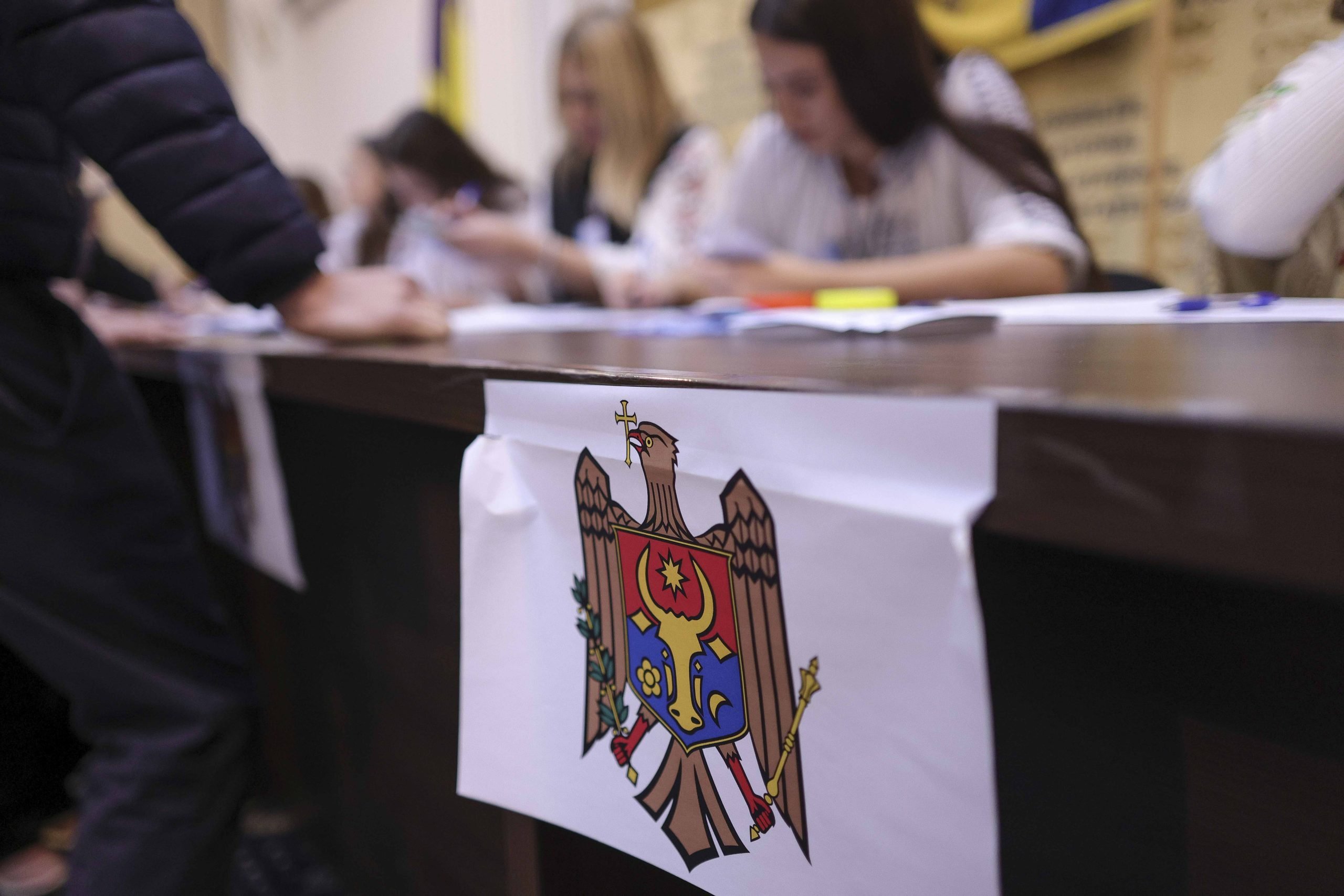 [ad_1] rețeaua secretă finanțată de rusia a fost descoperită de bbc prin intermediul unui reporter sub acoperire, care a infiltrat rețeaua și a aflat detalii despre modul în care aceasta funcționează