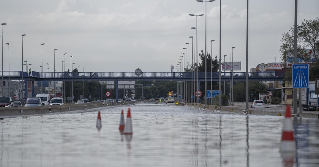 [ad_1] inundatiile din estul peninsulei iberice au afectat în mod semnificativ traficul rutier, determinând închiderea unor carreteras importante