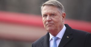Preşedintele României, Klaus Iohannis, a primit o notificare oficială din partea Autorității Naționale a Administrației Fiscală cu privire la suma datorată pentru închirierea unei locuințe din Sibiu, fiindu-i solicitată în același timp restituirea imobilului respectiv.
