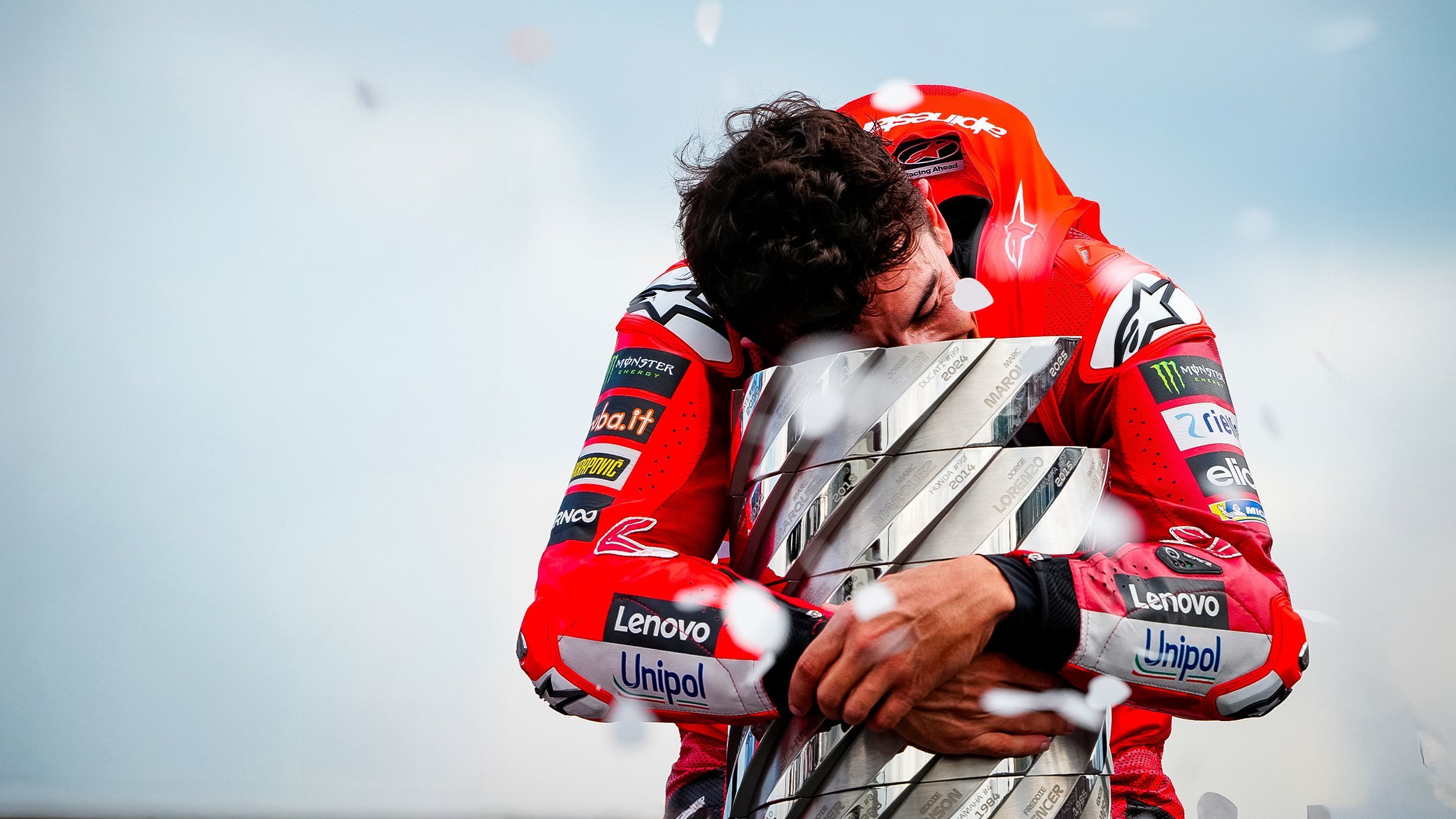 Călătoria de 2184 de zile a lui Marc Marquez

Sau, alternative:

* Drumul lung de 2184 de zile al lui Marc Marquez
* Periplul de 2184 de zile al campionului Marc Marquez
* Povestea de 2184 de zile a lui Marc Marquez, un drum spre succes

Am inlocuit „journey” cu sinonime precum „călătorie”, „drum”, „periplu” și „poveste” pentru a oferi variante diferite ale titlului original.