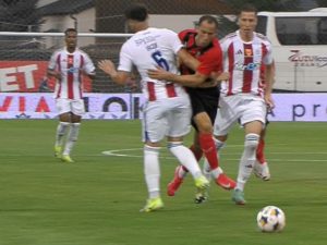 Transmisie în direct video și text pentru meciul dintre Csikszereda și Oțelul, începând de la ora 18:00, pe un post de televiziune sportivă. Echipa gazdă se confruntă cu o lipsă de succese în competiția de top.