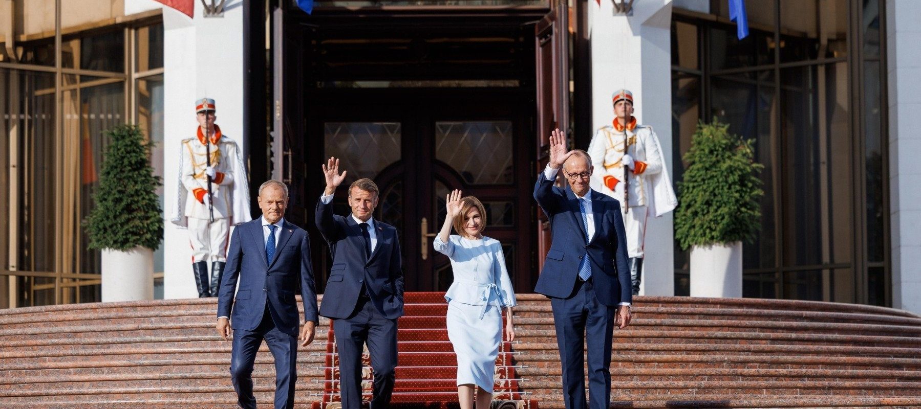 Macron-Merz-Tusk-Maia-Sandu-la-Chisinau-Ziua-Independentei-Moldovei.jpg
