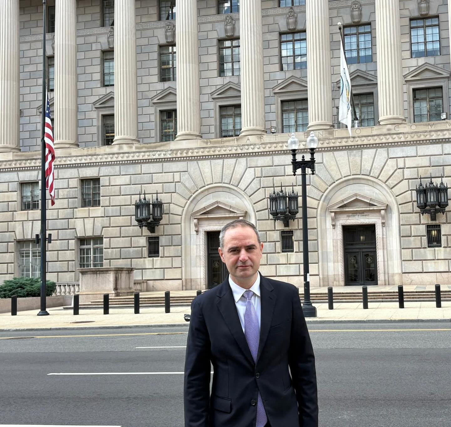 Ministrul Finanţelor, Alexandru Nazare, din Washington D.C: Am inițiat un schedule aglomerat de întâlniri în SUA, în vederea sincronizării obiectivelor strategice de investiții ale României cu agenda majorilor investitori și a instituțiilor americane de anvergură.