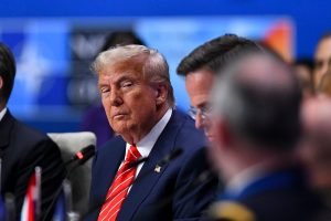 Donald Trump solicită investigarea unui senator din Partidul Democrat după o audiere tensionată a ministrului justiției
