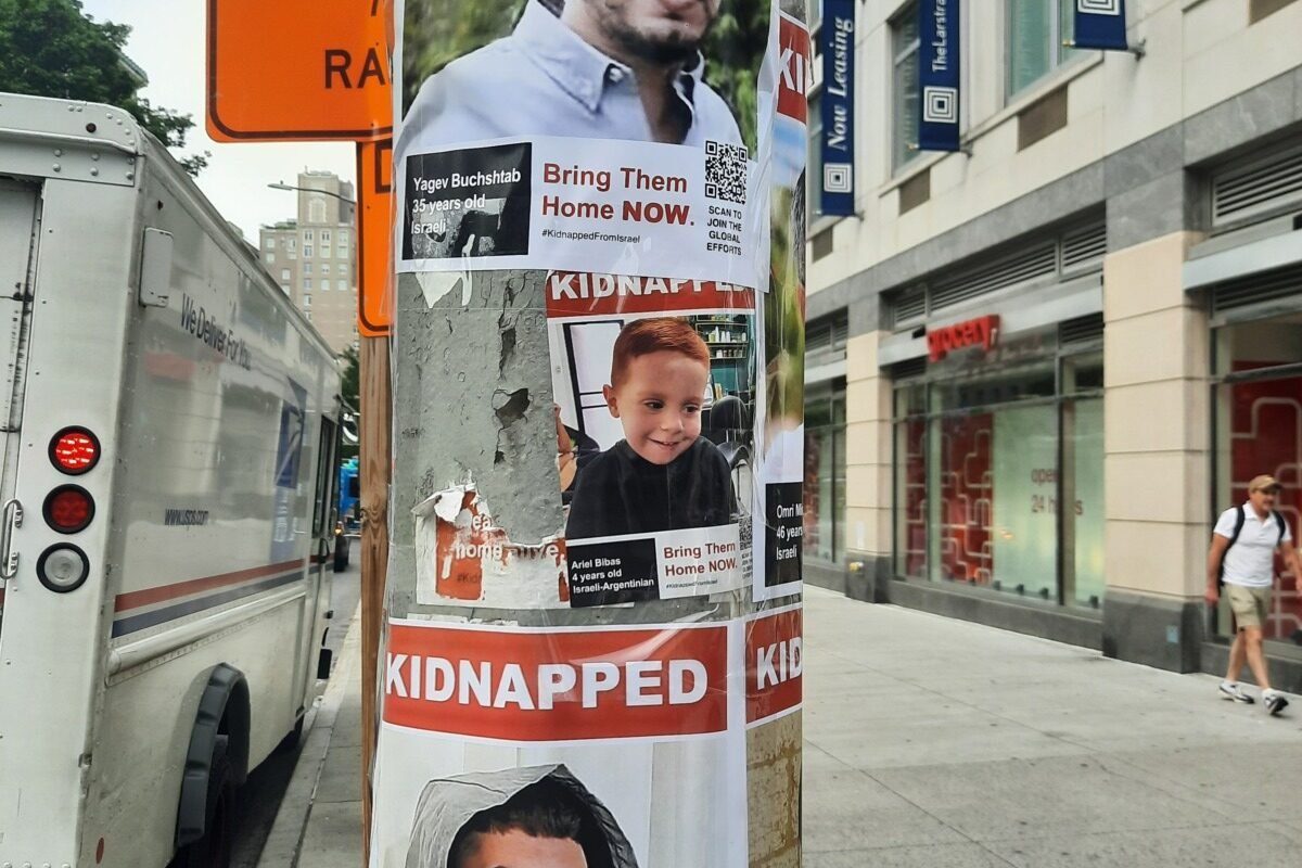Ostatici-israel-rotated.jpg
