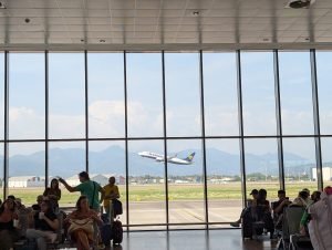 Evitarea pe ultima sută de metri a unei coliziuni între două avioane pe aeroportul din Nisa