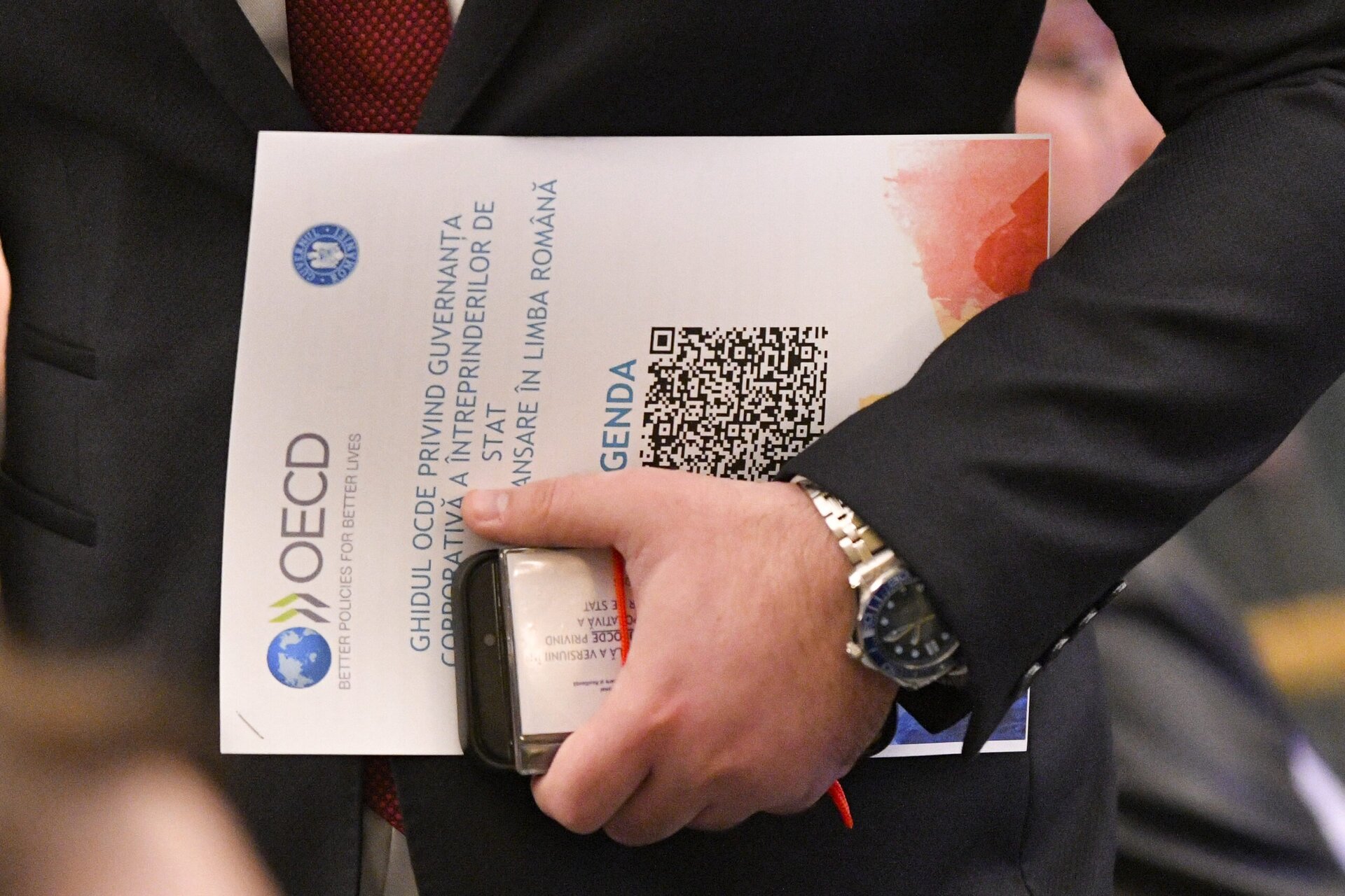 România avansează în procesul de aderare la OCDE cu termen limită 2026