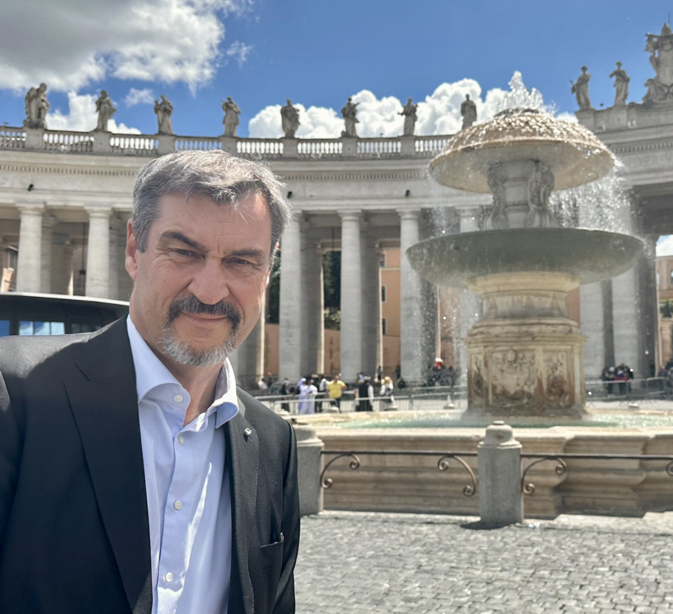 [ad_1] Liderul Landului Bavaria, Markus Söder, a exprimat neincredere față de ideea de a trimite soldați NATO în Ucraina pentru a asigura securitatea țării, un subiect intens discutat de oficialii europeni