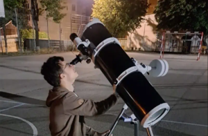 Elev din Botoșani câștigă un concurs internațional de astronomie din SUA, fiind cel mai bun din peste 12.000 de participanți / Elevul ambițios visând să-și depășească limitele