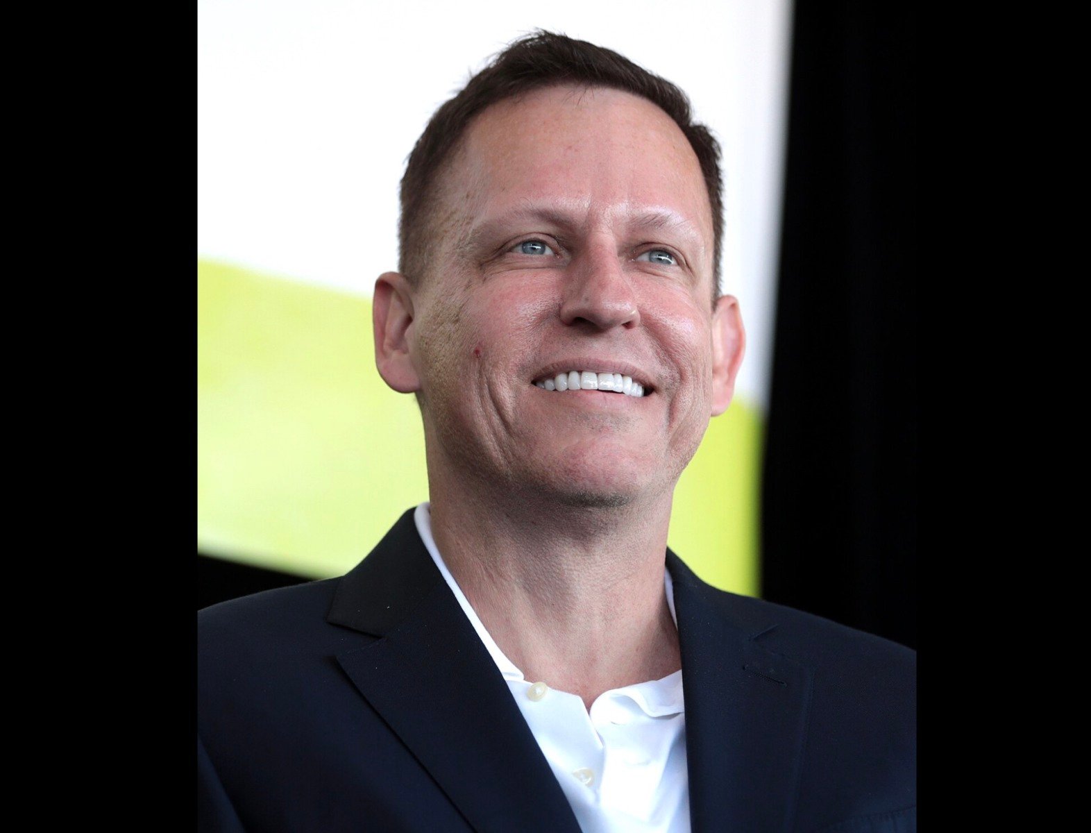 Peter Thiel, investitor de marcă din Silicon Valley și susținător al administrației Trump, îi denominează pe apărătorii mediului și criticii inteligenței artificiale „solidaritatea Antihristului” în discuții private