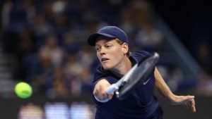 Sinner accede în turul doi la Pechino, învingându-l pe Cilic cu 6-2, 6-2.