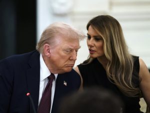 Trump îi dă drumul americanilor