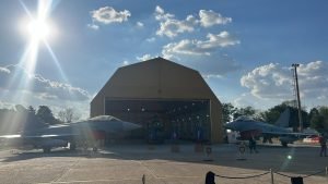 Conducerea Parlamentului se întrunește: Nicușor Dan propune crearea unui Comandament pentru Nodul Logistic / Președintele țării aprobă amplasarea pe teritoriul României a unor avioane de realimentare în zbor, a unui contingent al SUA și a unor și aeronave de supraveghere și intelligence la Baza 57 Mihail Kogălniceanu