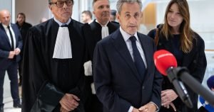 Sarkozy condamnat la 5 ani pentru corupție și afacerea libiană.