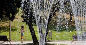 Canicula lovește din nou sudul țării și litoralul în septembrie