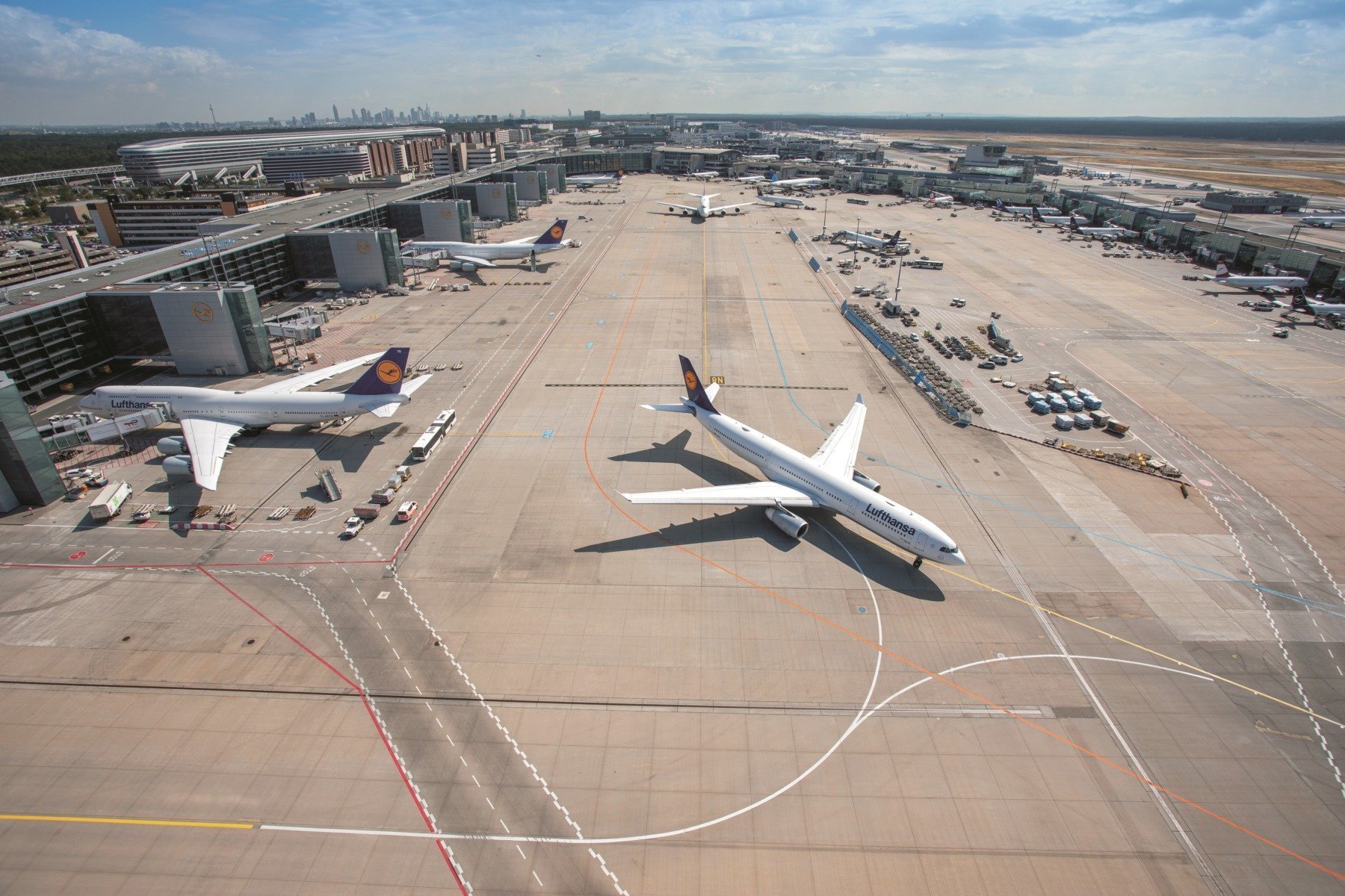 Descoperire șocantă: o bombă neexplodată din timpul celui de al Doilea Război Mondial, descoperită pe Aeroportul din Frankfurt