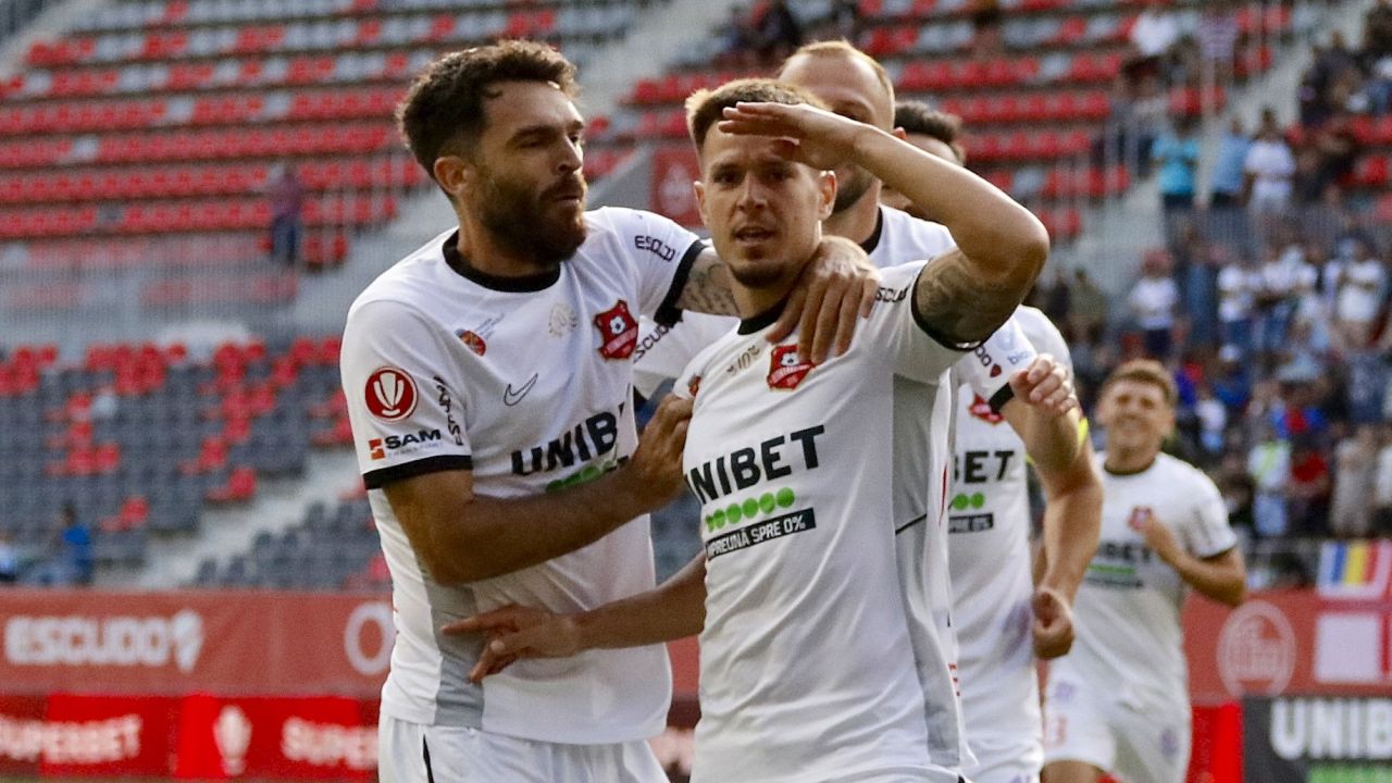 afc-hermannstadt-sibiu-fc-metaloglobus-bucuresti-superliga-superbet-18072025.jpg