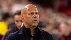 Modificare rapidă la Liverpool: Arne Slot ajustează lotul UEFA în urma raportului alarmant al medicilor!