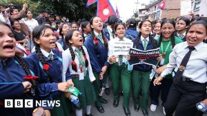 GenZ ia străzile Nepalului cu asalt