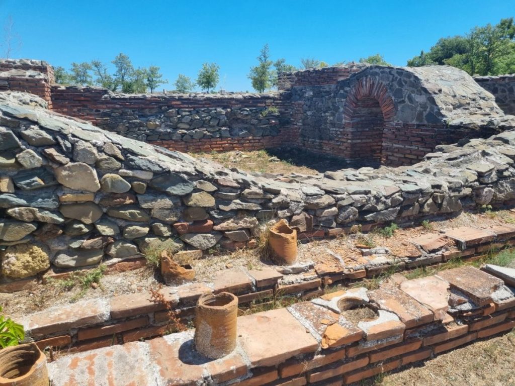 cetate-histria-turism-arheologie-sit-arheologic-3-e1658669504117.jpeg