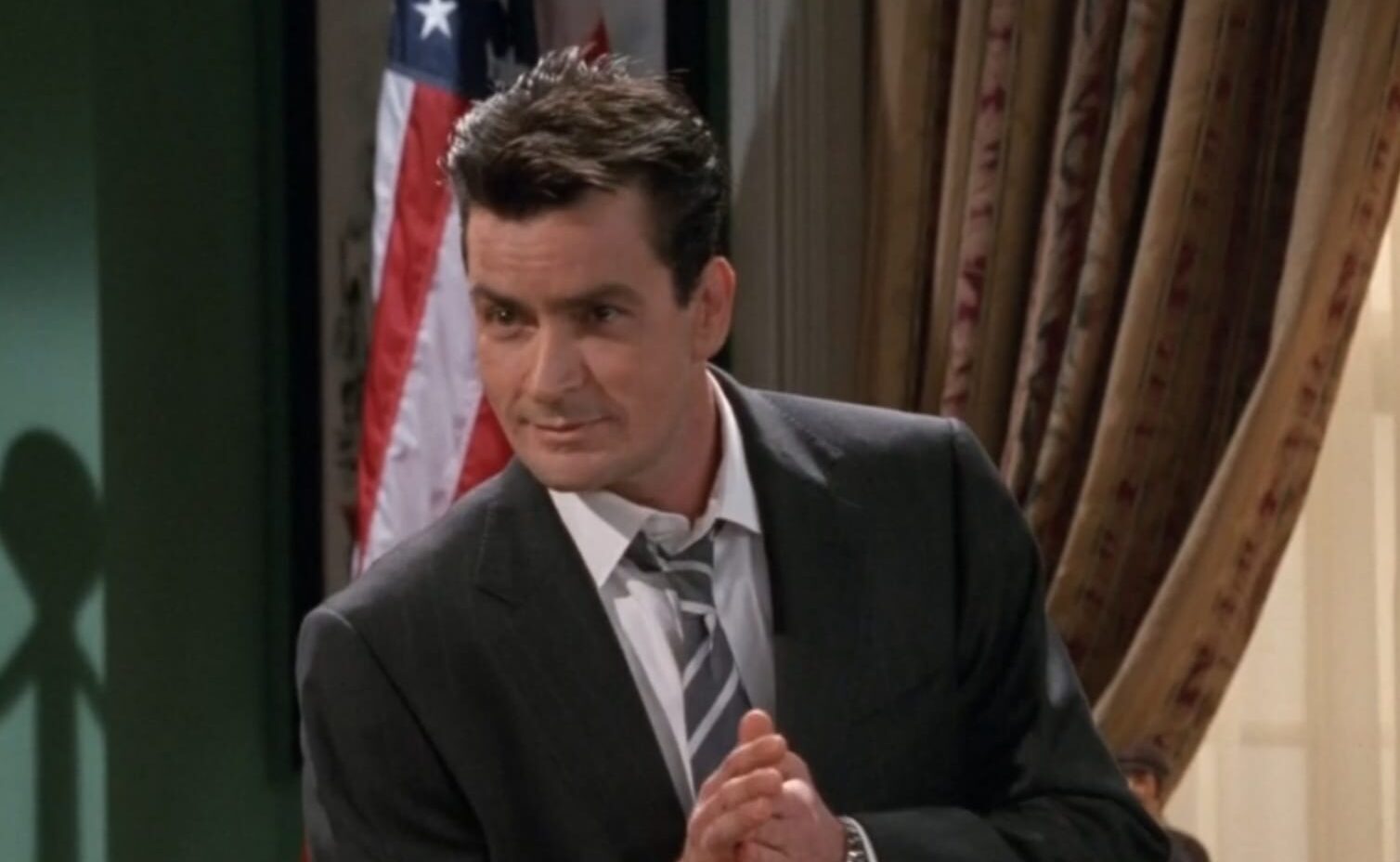 Charlie Sheen a trecut de opt ani fără alcool și droguri / Actorul prezintă o carte de memorii și un film documentar despre experiența sa de viață