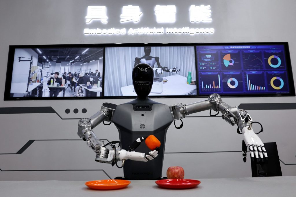 china-roboti-scaled.jpg