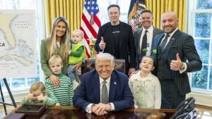 Spargere sângeroasă la reședința lui Donald Trump. McGregor impune cerințe.