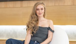 Descoperă misterele vieții lui Cristina Postu, concurenta emisiunii Asia Express din anul 2025, și află ce face aceasta în viața de zi cu zi, în afara rolului său de prietenă a cunoscutei Alinei Pușcău.
