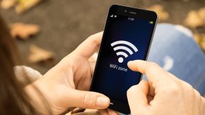 De ce este un hotspot mobil dedicat mai eficient decât telefonul tău?