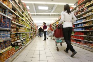 Marius Budăi cere PNL și USR să justifice alegătorilor motivele pentru creșterea prețurilor la alimente și să clarifice relația cu retailerii mari / PSD are o alternativă dacă premierul nu prelungește plafonarea la produsele esențiale