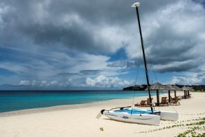 O insulă din Caraibe râde de întâmplare, câștigând anual zeci de milioane de dolari