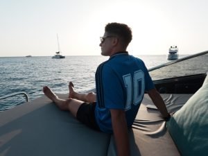 Starul de 100 milioane de euro, eliminat după 334 de meciuri.