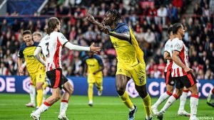 DIRECT: Union este aproape de a marca al doilea gol, dar este salvat de bara transversala în meciul cu PSV.