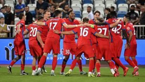 Formația etapei a 11-a include un singur fotbalist de la FCSB! Cine a ”îmbunătățit performanța echipei roș-albastre”?