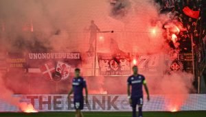Tifosi viola protestează împotriva prețurilor mari la bilete, scontri la Pisa-Fiorentina