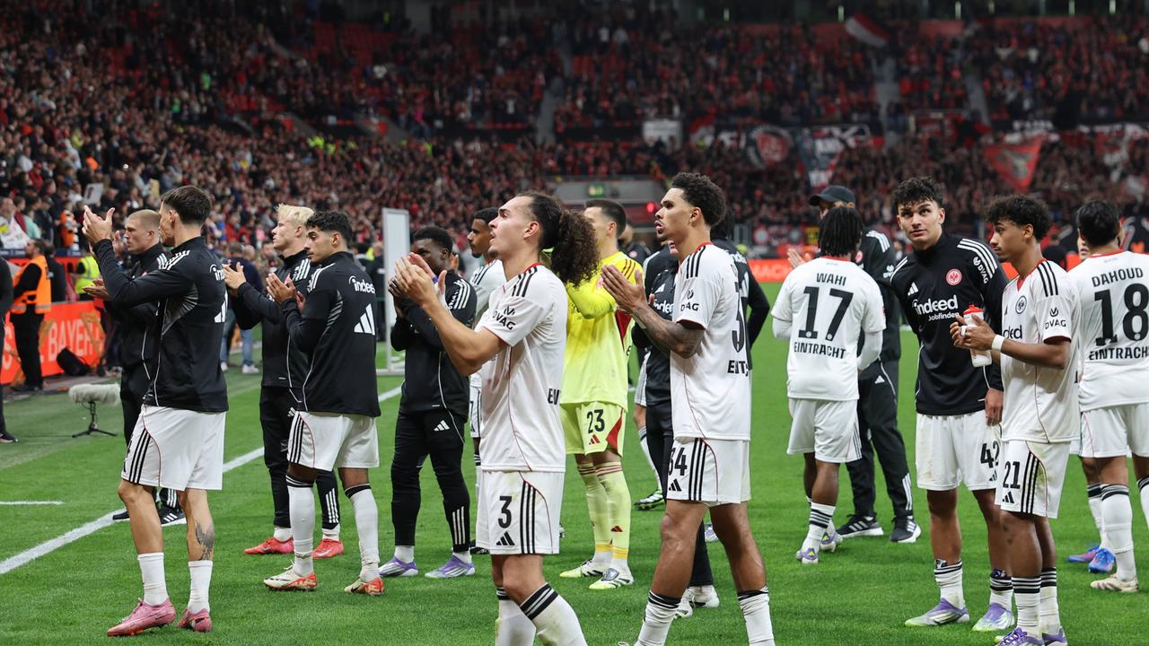 hr-kollektiver-eintracht-frust-in-leverkusen-102.jpg