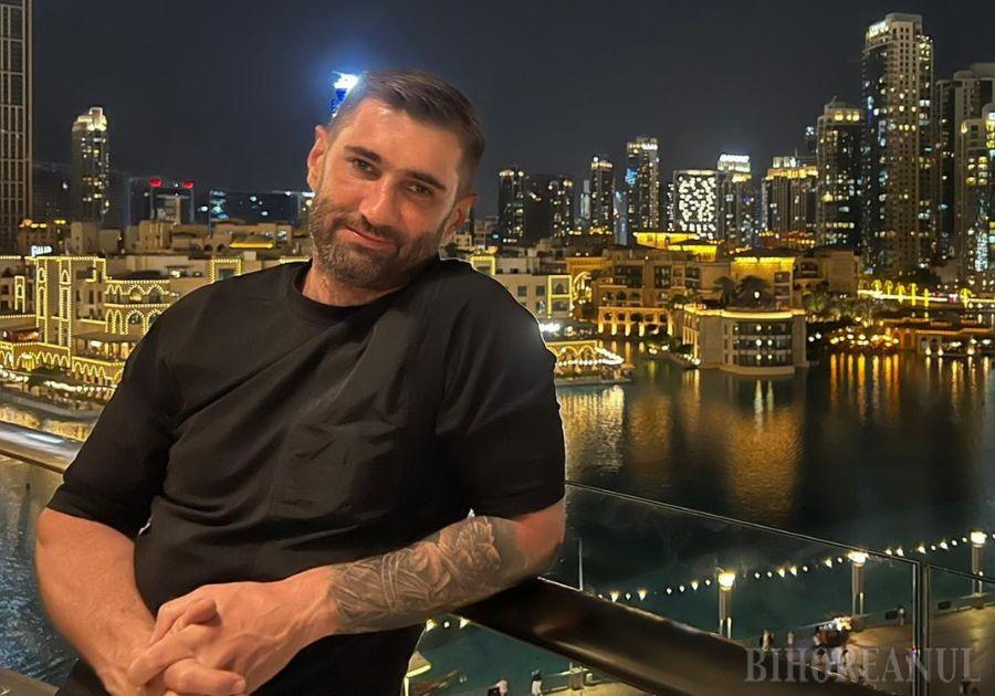 Un medic chirurg din Bihor, investigat penal pentru o intervenție necorespunzătoare de lifting mamar, nu are specializare în chirurgie plastică, reparatorie sau estetică; acesta, Sorin Ianceu, a fost, de asemenea, supraviețuitor al accidentului aviatic în care și-a pierdut viața Adrian Iovan