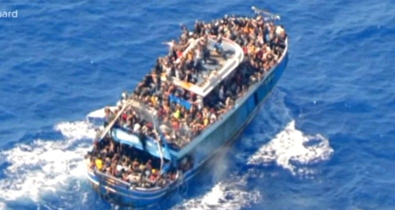migranti-grecia-peloponez-naufragiati.jpg