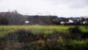 Chuva regressa a Porto no fim de sábado