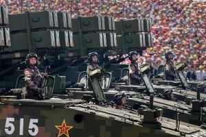 China își afișează noile arme avansate la parada militară, demonstrând puterea globală