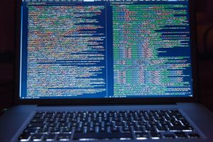 Serviciul secret britanic MI6 caută agenți de informații pe dark web