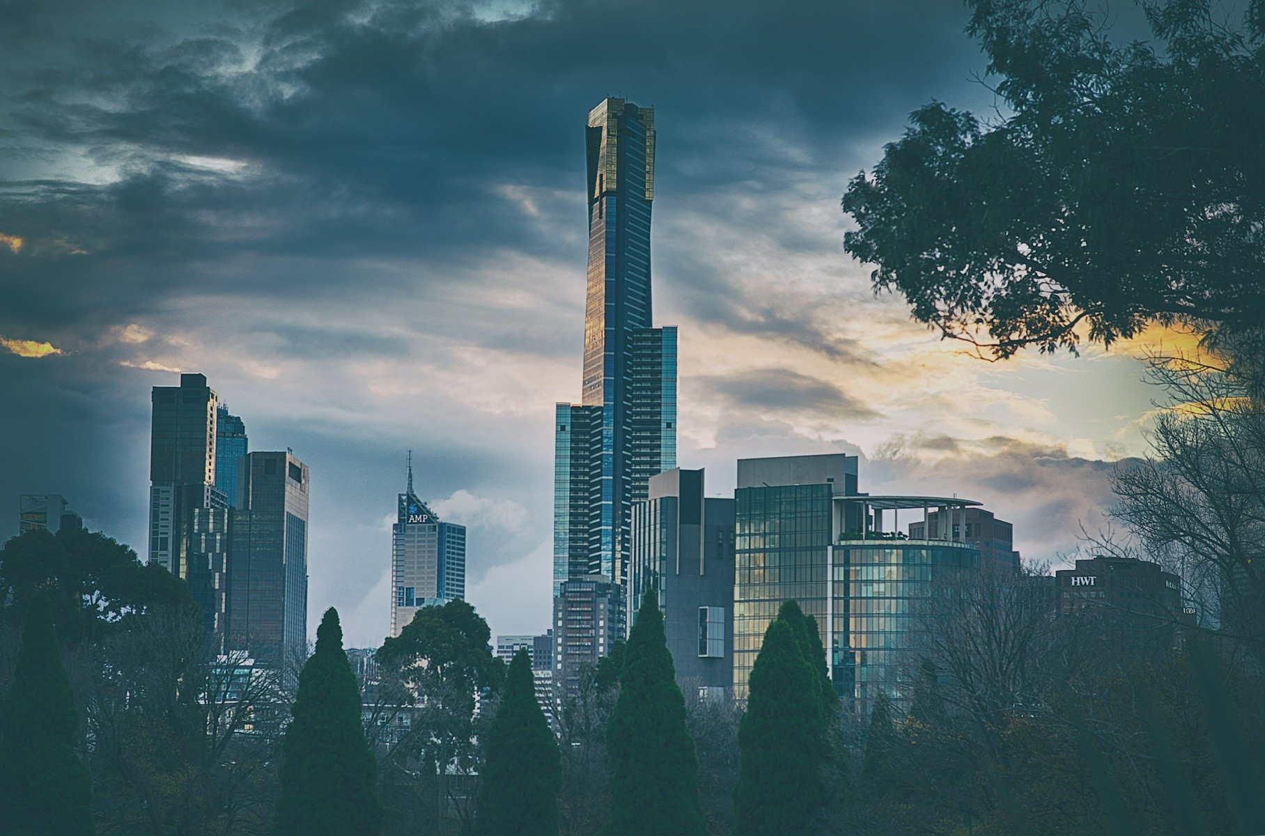 [ad_1] Un grup de persoane mascate și înarmate cu arme albe a ucis în Melbourne doi băieți de 12 și, respectiv, 15 ani, conform informațiilor furnizate de poliția locală, care a descris incidentul drept „îngrozitor”